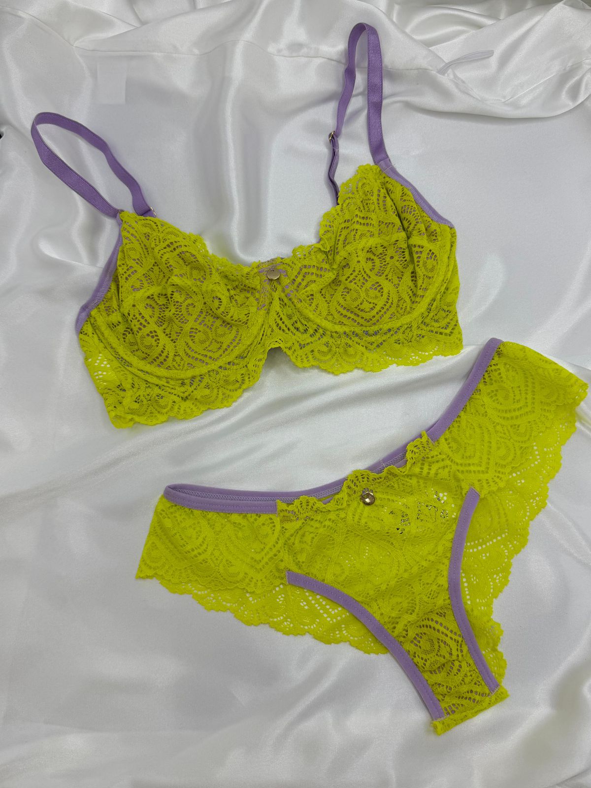 Conjunto Orquídea